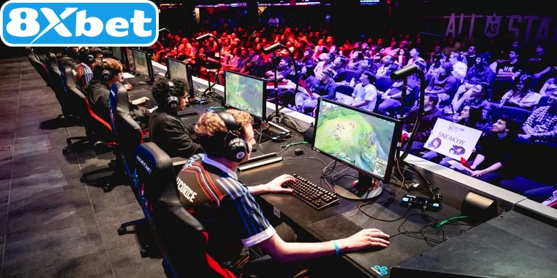 Áp dụng chiến thuật soi kèo phù hợp khi chơi Esports 8XBET